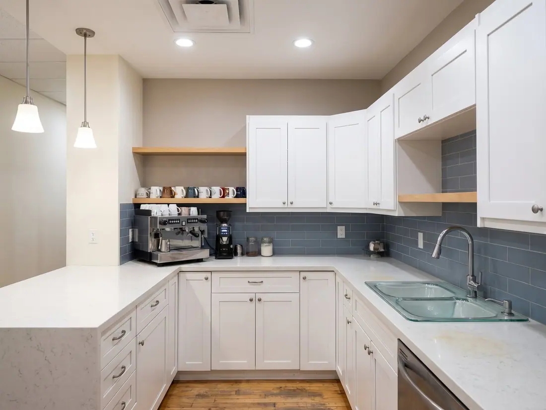 Kitchens & Break Rooms